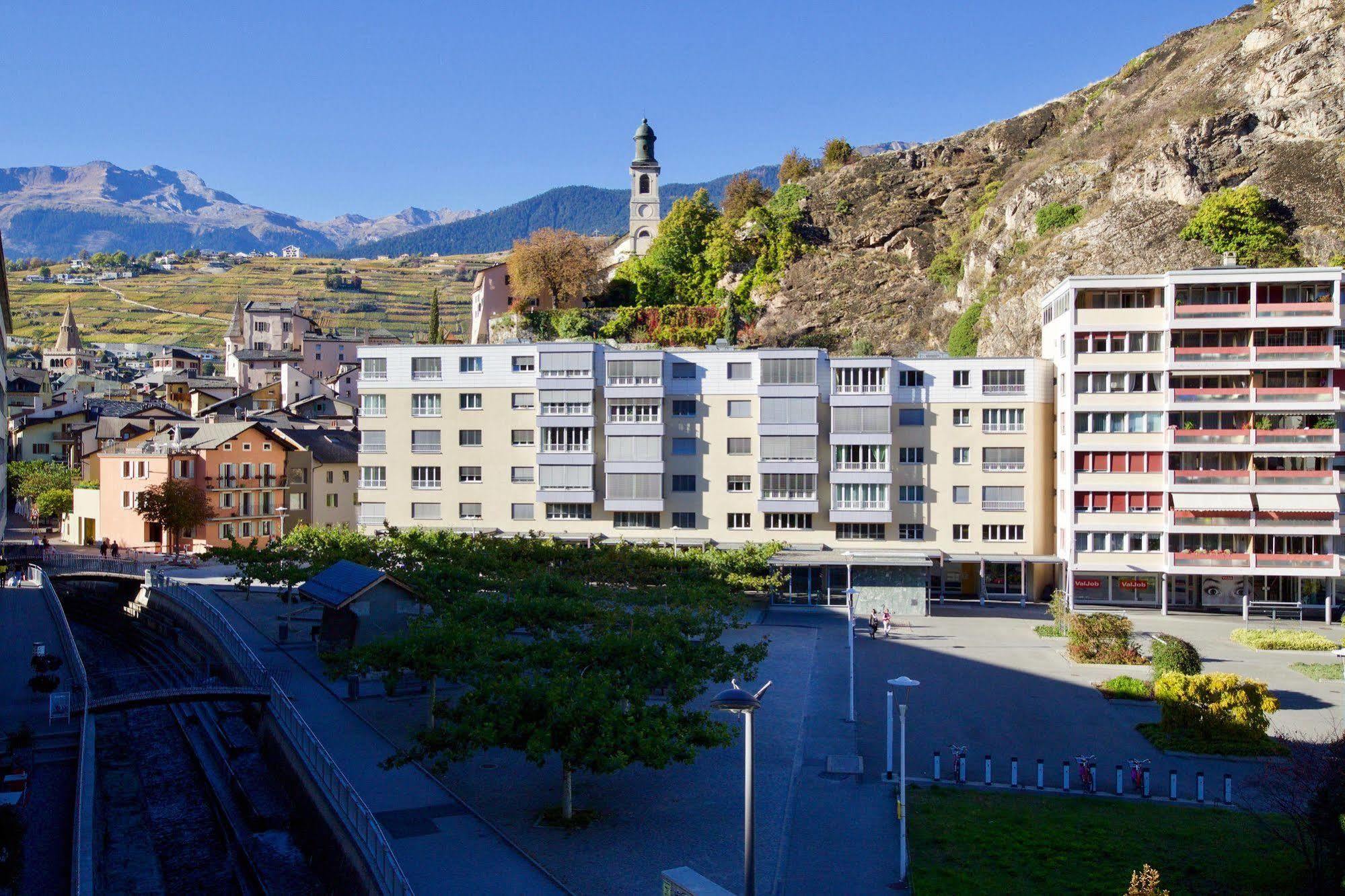 Hotel Du Rhone Sion Exteriör bild